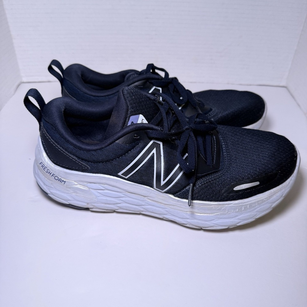 New Balance Women 's Eclipse/Magnetic Blue Running Shoe Fresh Foam Sz 8 WLTOLB1